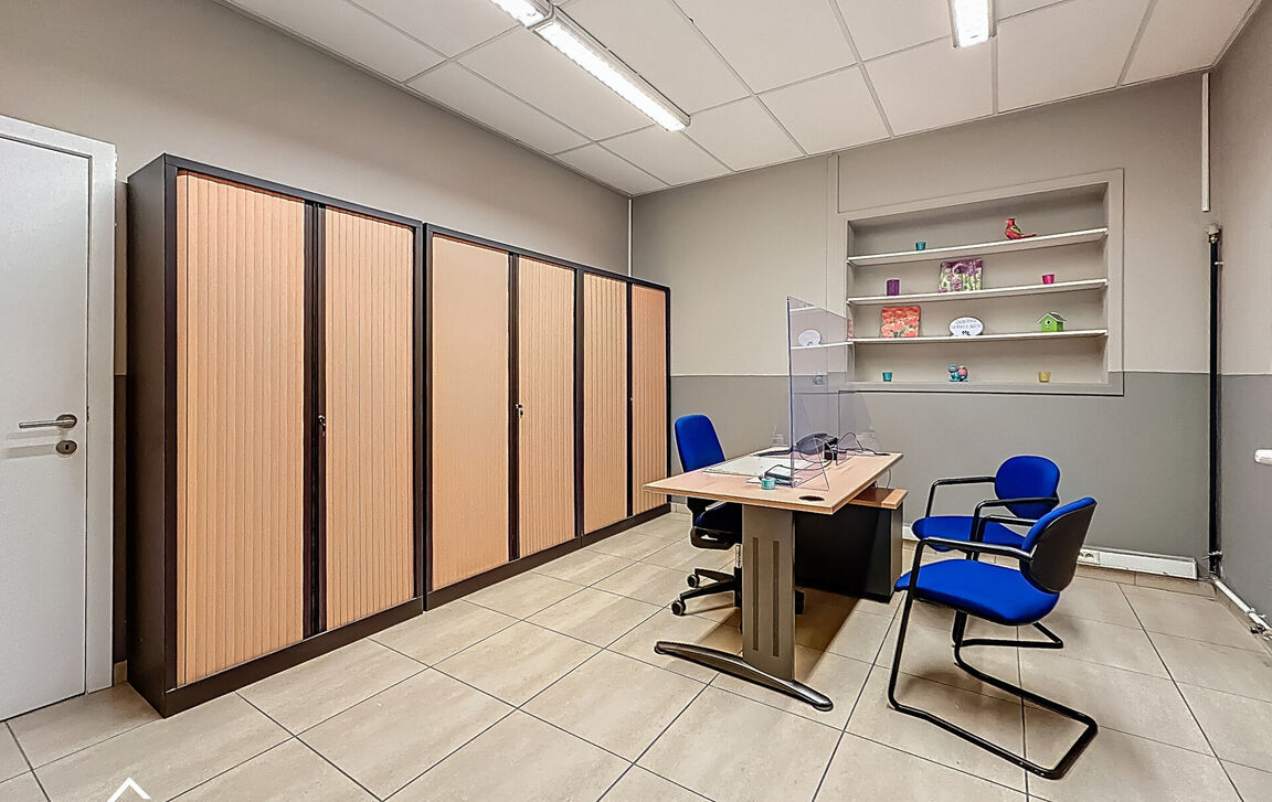 Gebouw voor gemengd gebruik te koop in Waver