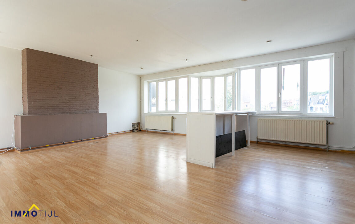 Gebouw voor gemengd gebruik te koop in Zele