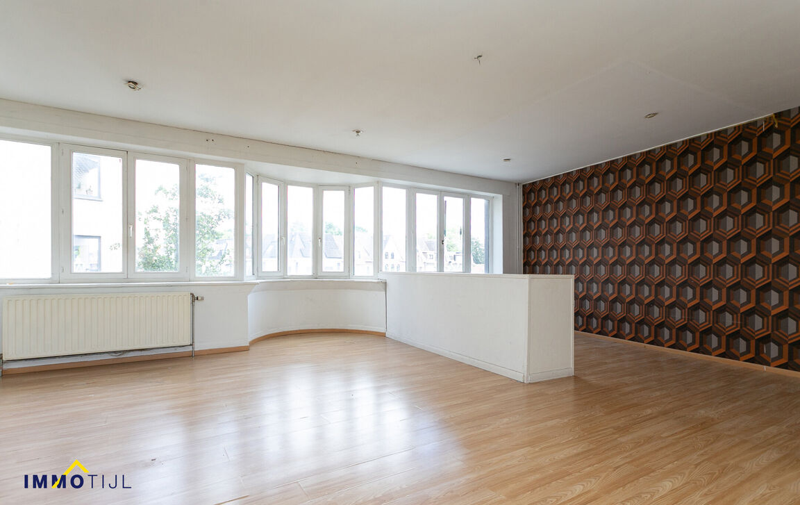 Gebouw voor gemengd gebruik te koop in Zele