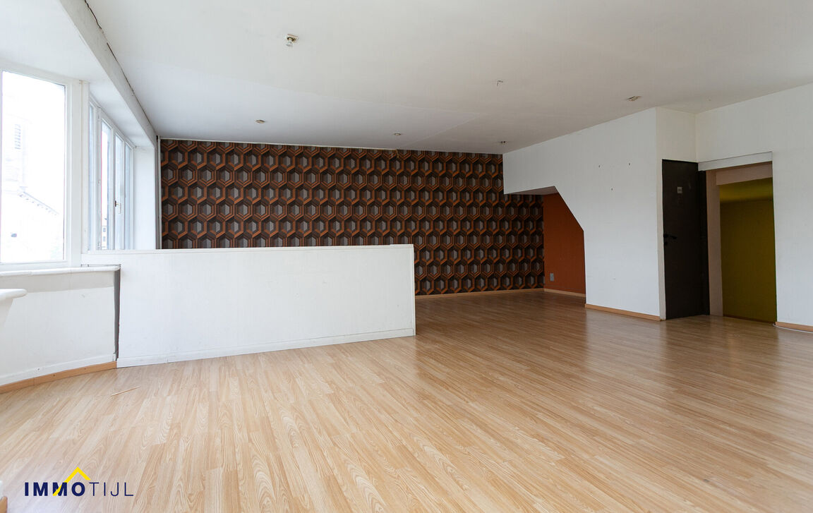 Gebouw voor gemengd gebruik te koop in Zele