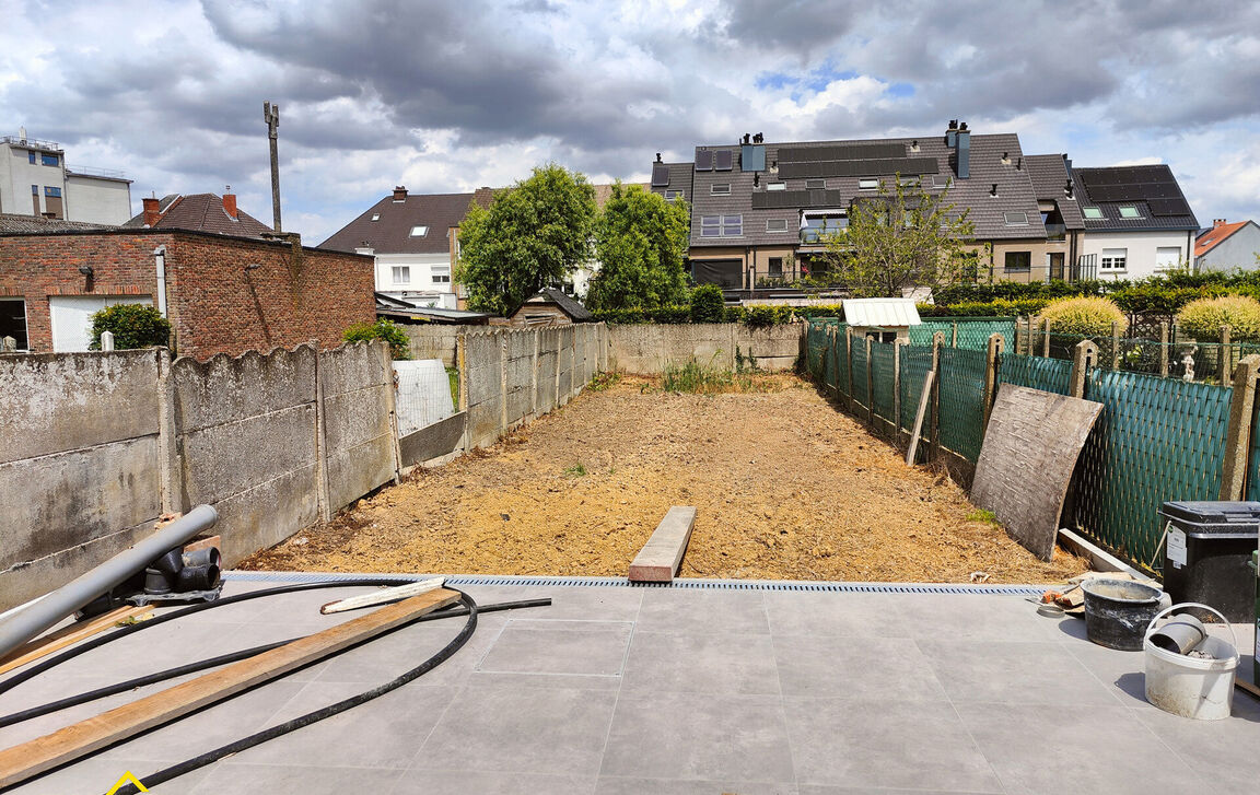 Gelijkvloerse verd. + tuin te huur in Aalst