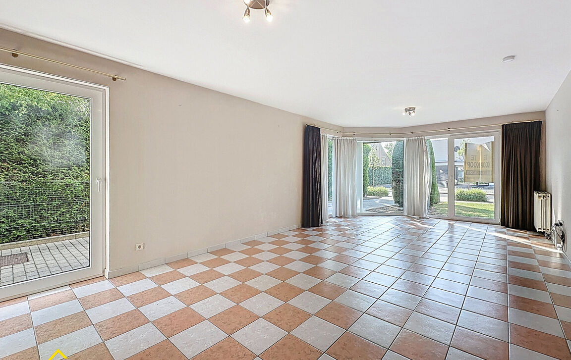 Gelijkvloerse verd. + tuin te koop in Erembodegem