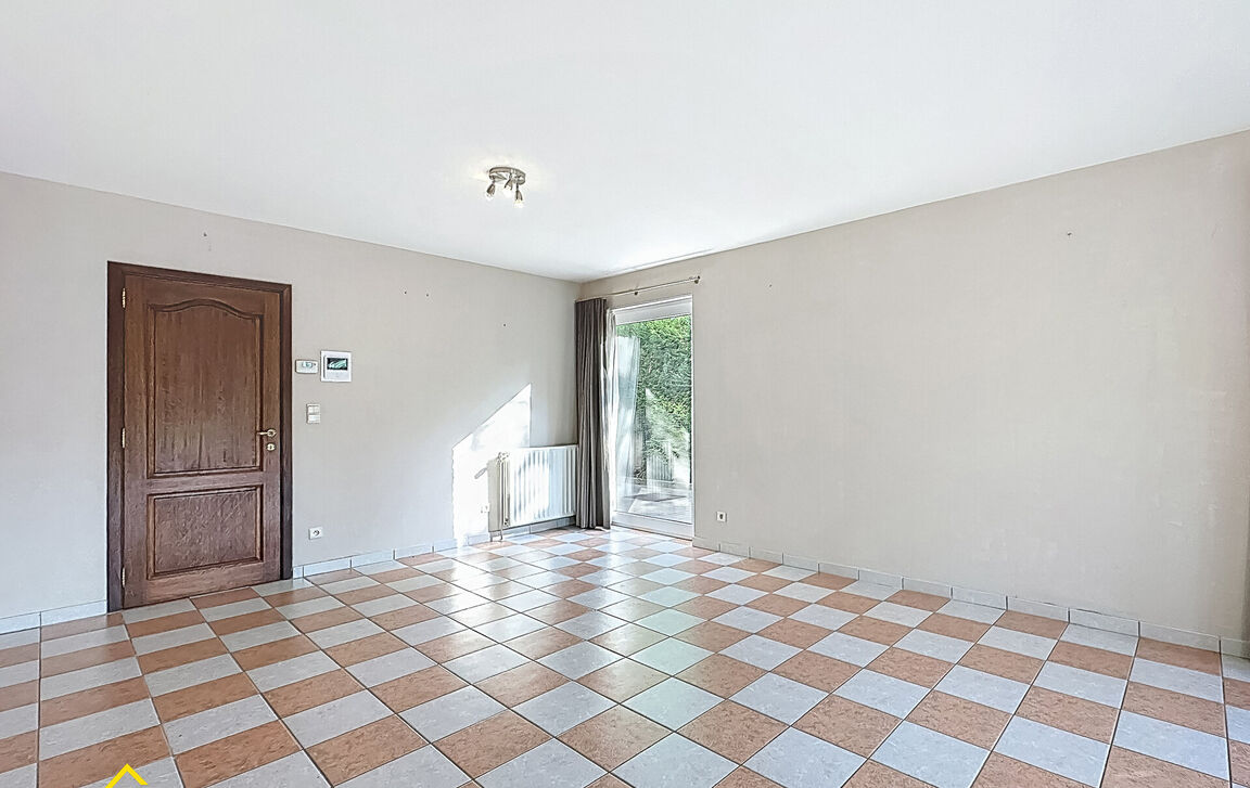 Gelijkvloerse verd. + tuin te koop in Erembodegem