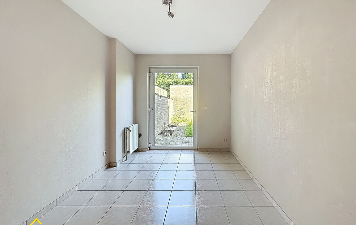 Gelijkvloerse verd. + tuin te koop in Erembodegem