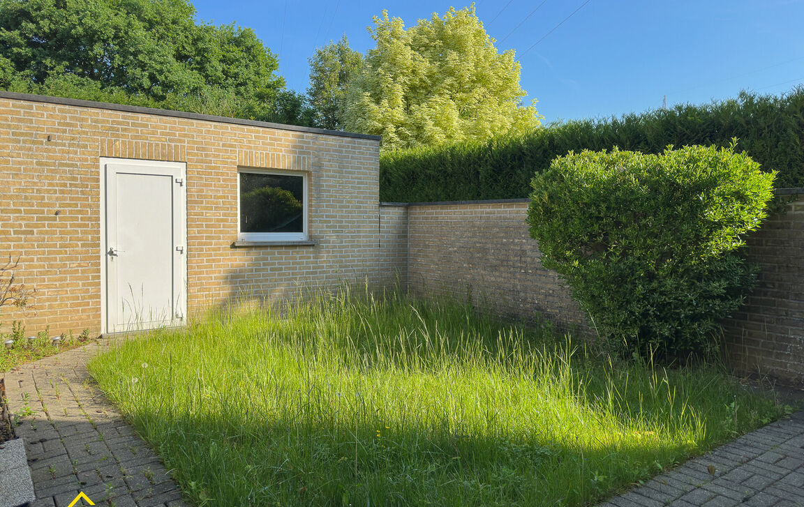 Gelijkvloerse verd. + tuin te koop in Erembodegem