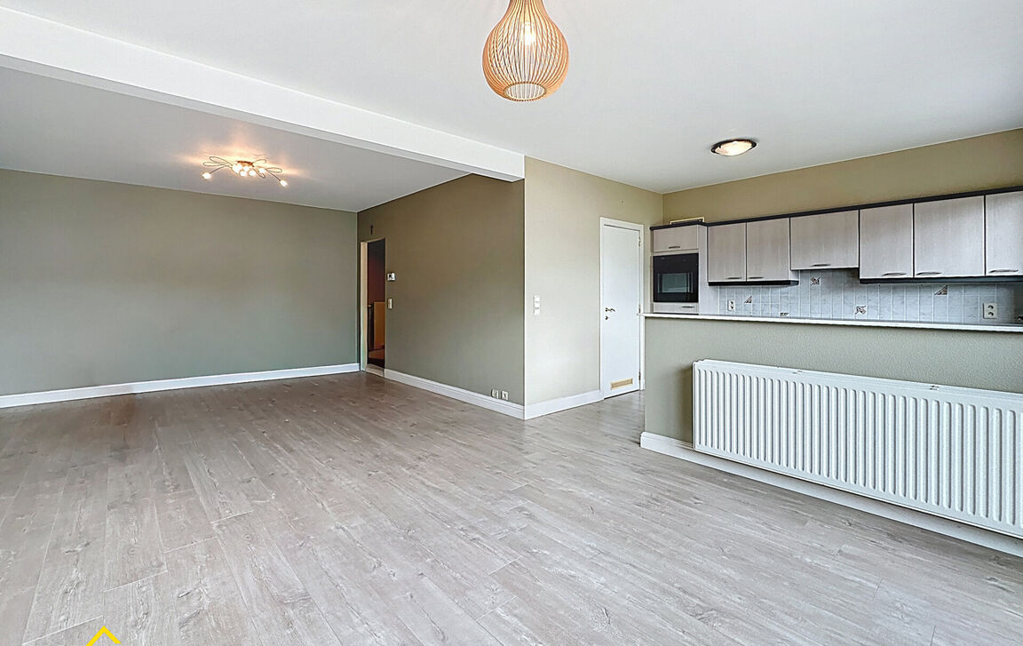 Gelijkvloerse verd. + tuin te koop in Lebbeke