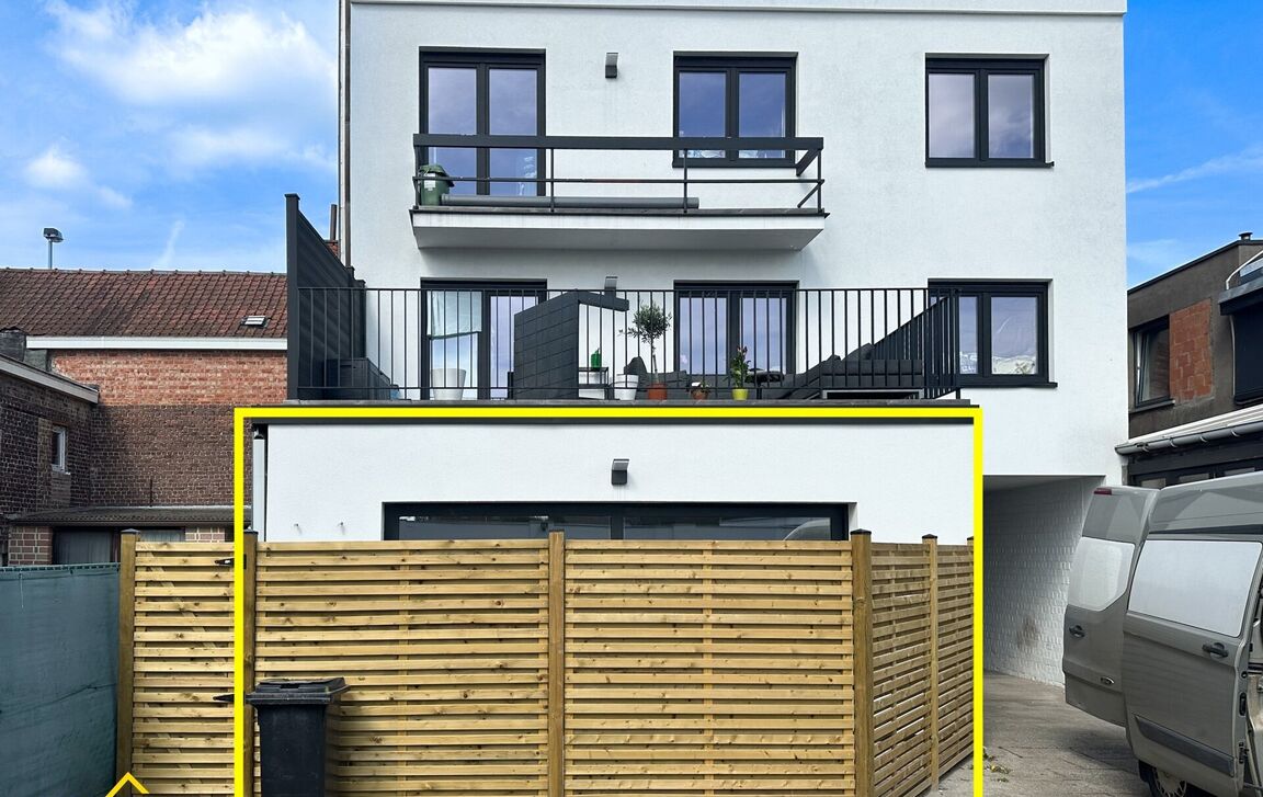 Gelijkvloerse verdieping te koop in Aalst