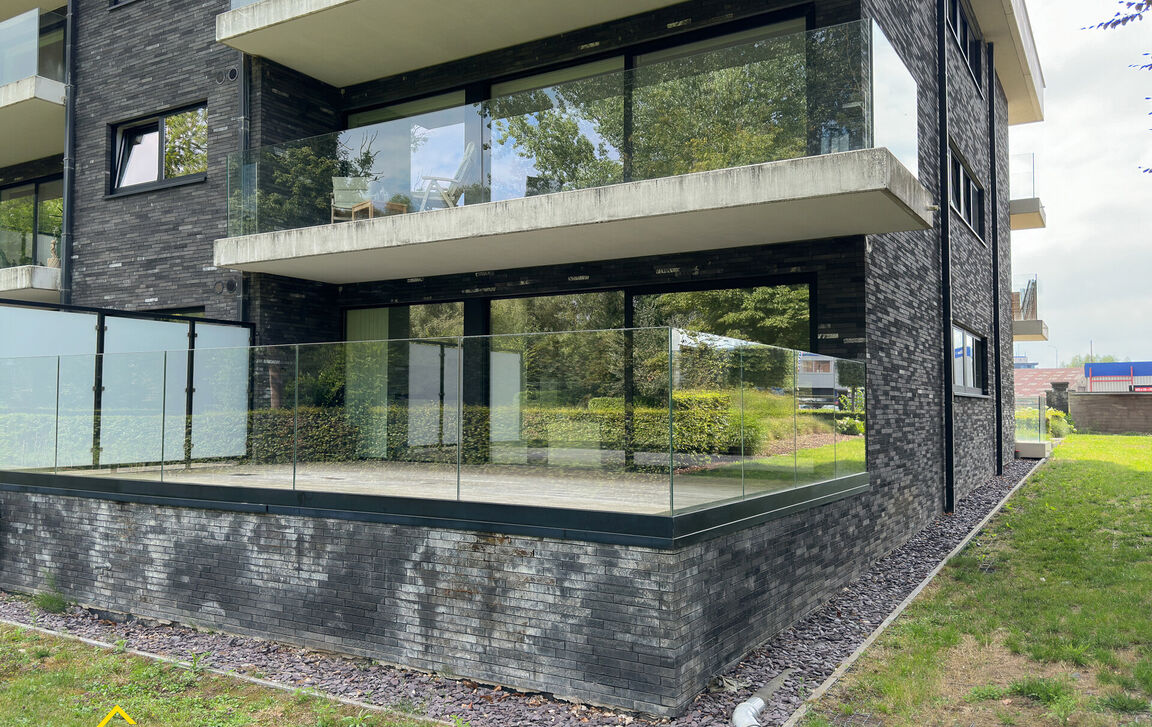 Gelijkvloerse verdieping te koop in Aalst