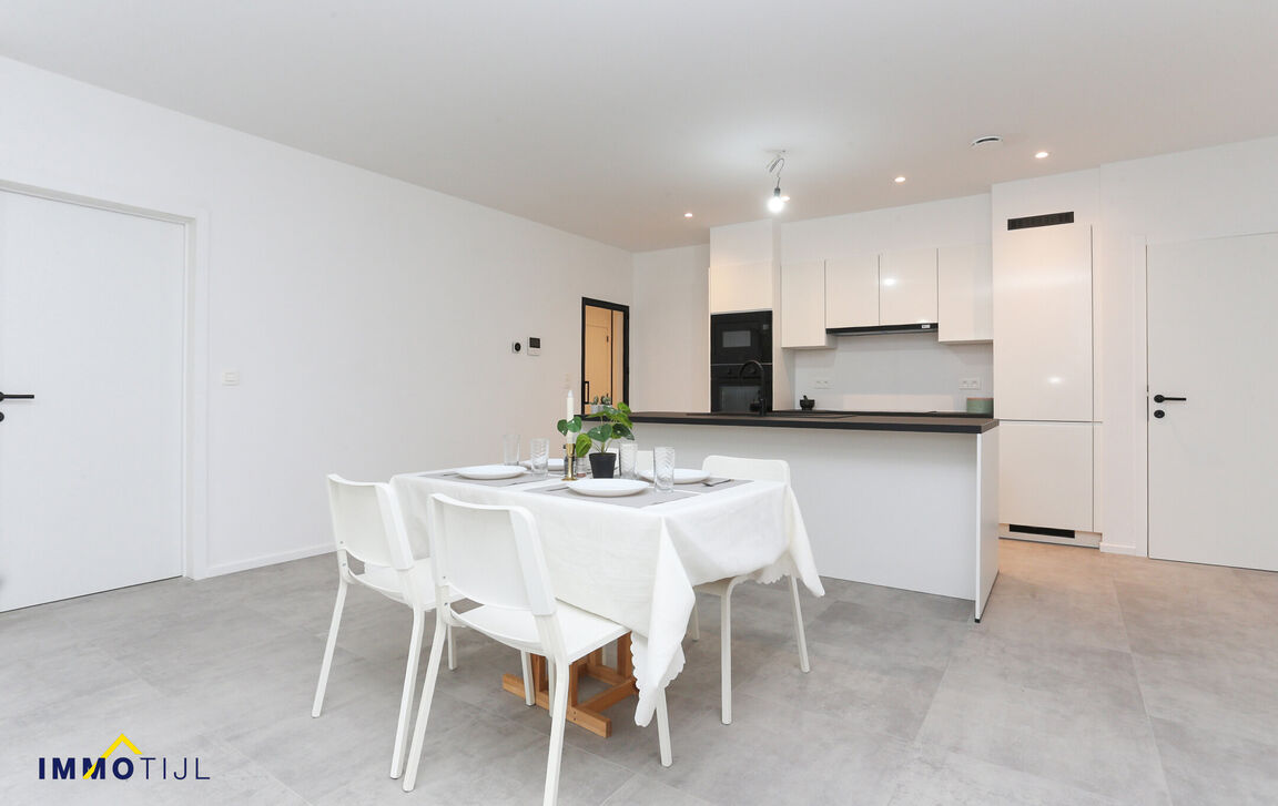 Gelijkvloerse verdieping te koop in Lebbeke