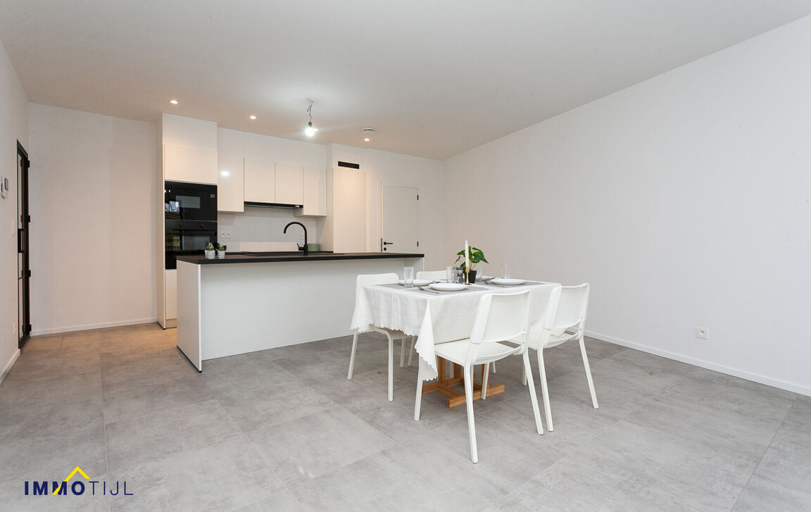 Gelijkvloerse verdieping te koop in Lebbeke