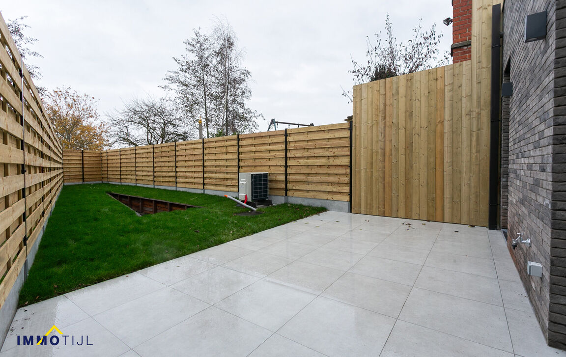 Gelijkvloerse verdieping te koop in Lebbeke