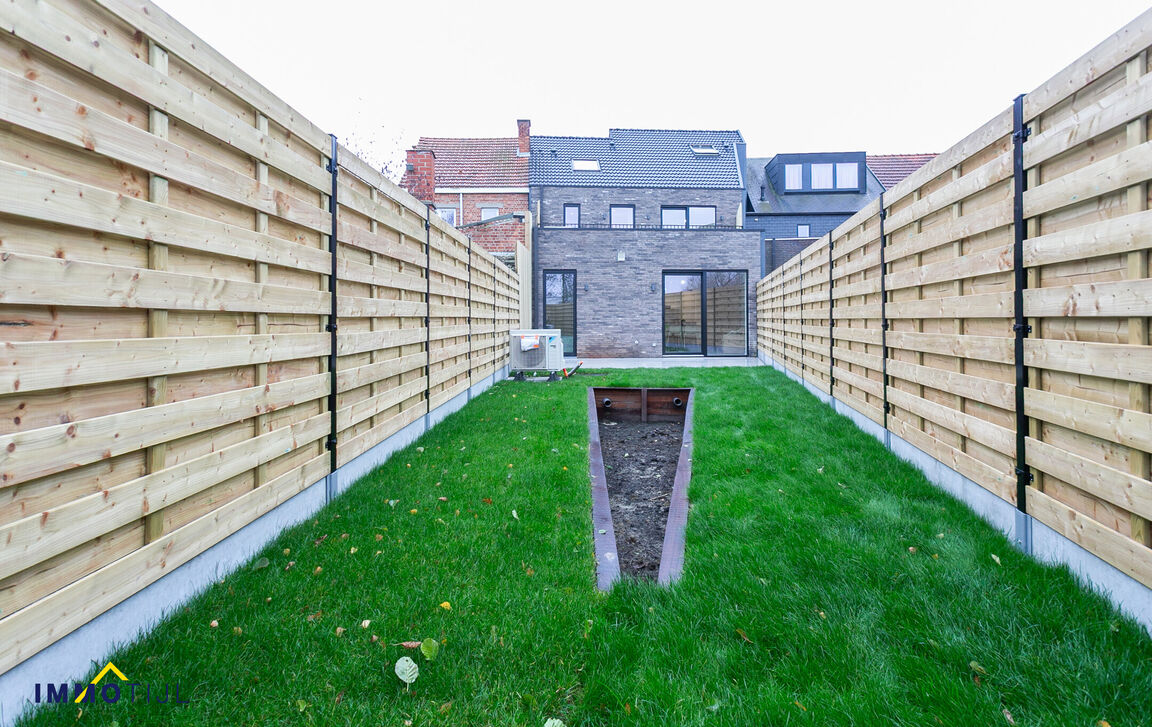 Gelijkvloerse verdieping te koop in Lebbeke