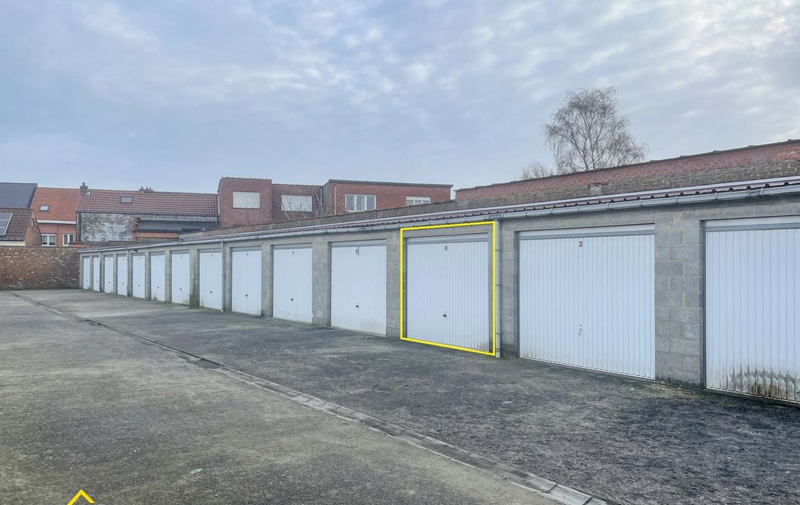 Gesloten garagebox te koop in Aalst