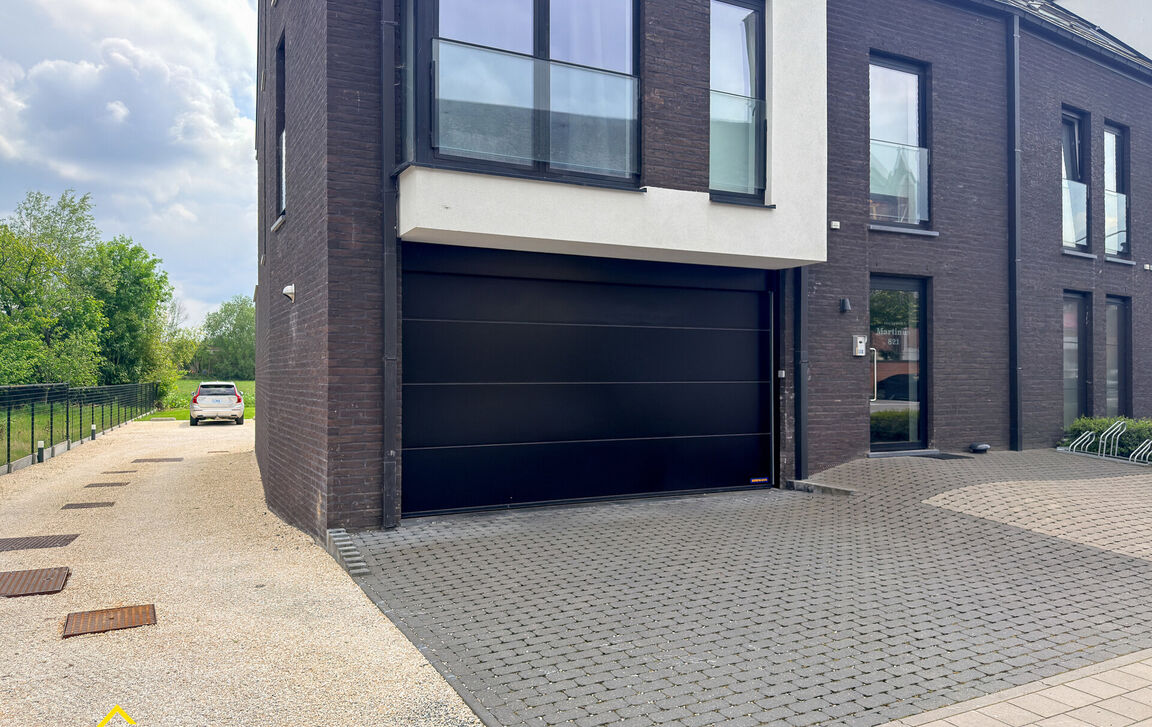 Gesloten garagebox te koop in Erpe-Mere