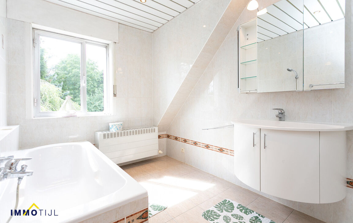 Huis te koop in Asse