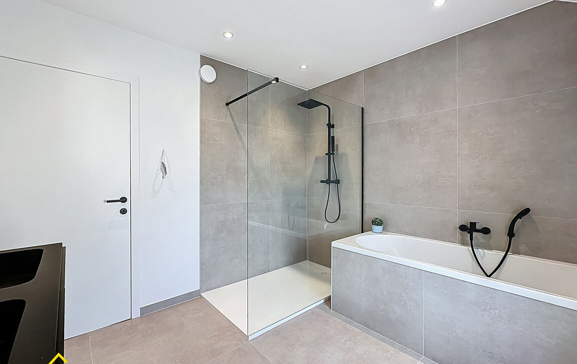 Huis te koop in Haaltert