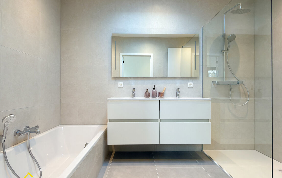 Huis te koop in Sint-Lievens-Houtem