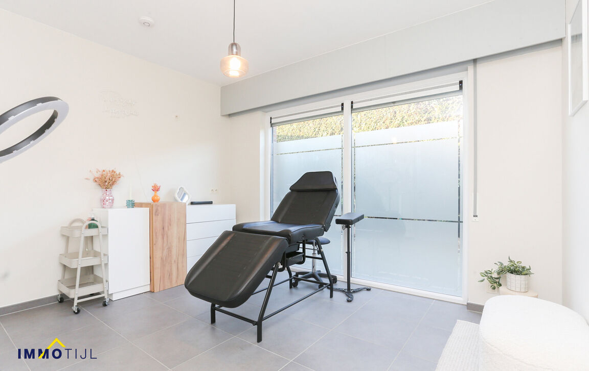 Individuele handelszaak te huur in Buggenhout