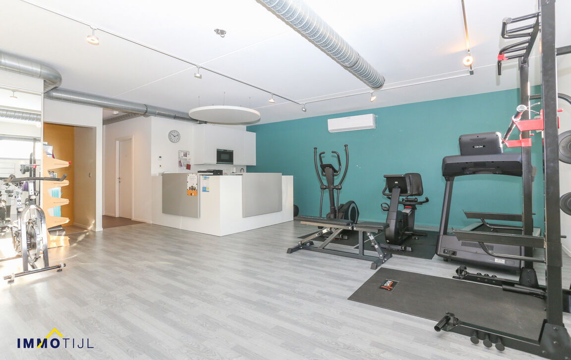 Individuele handelszaak te huur in Hamme