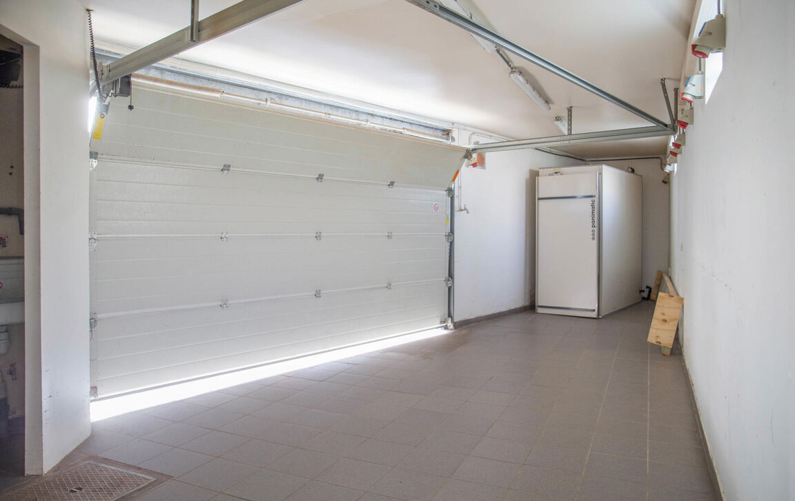 Individuele handelszaak te huur in Lebbeke