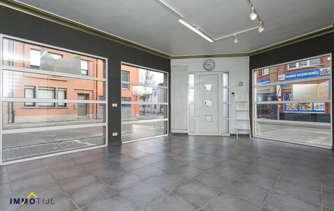 Individuele handelszaak te huur in Lebbeke