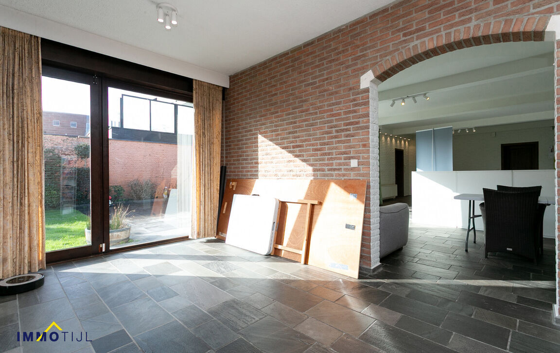 Individuele handelszaak te koop in Buggenhout