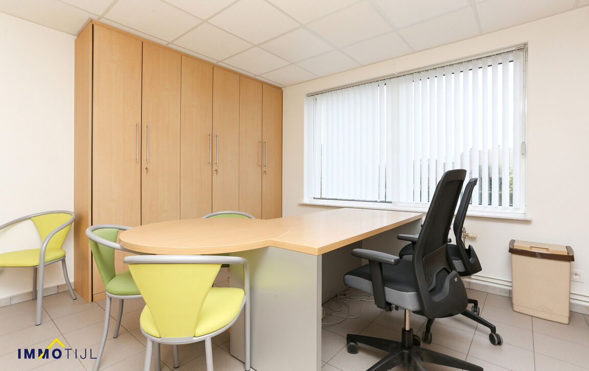 Individuele handelszaak te koop in Lebbeke