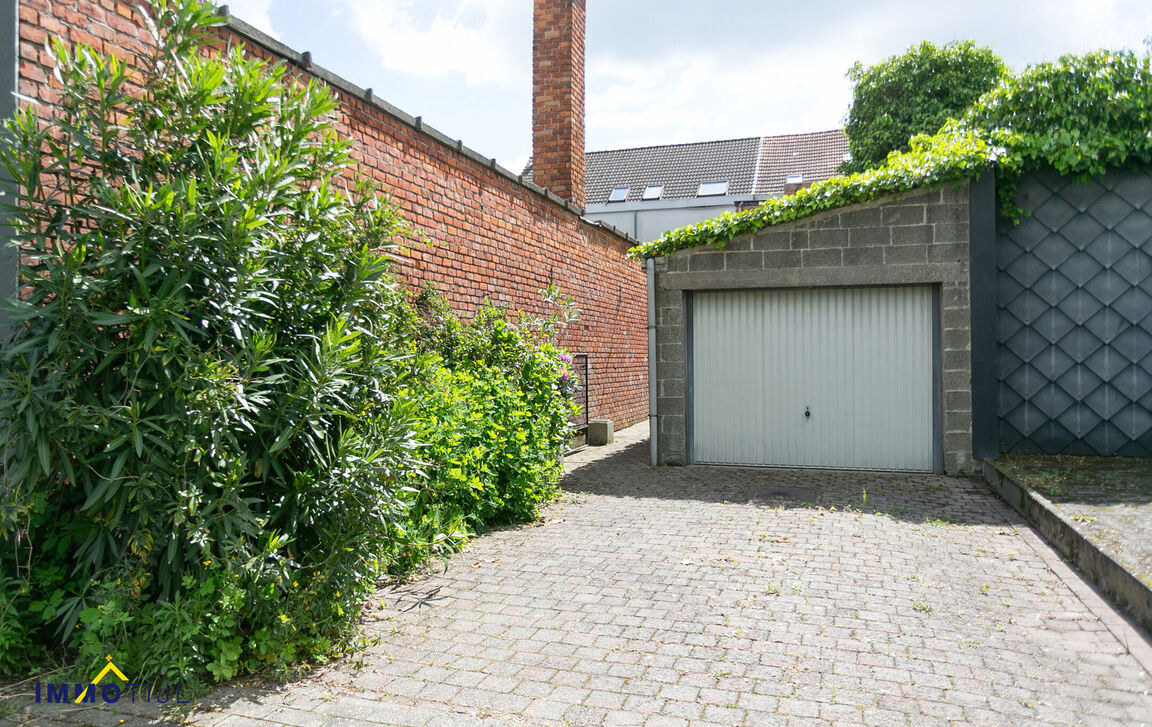Individuele handelszaak te koop in Lebbeke