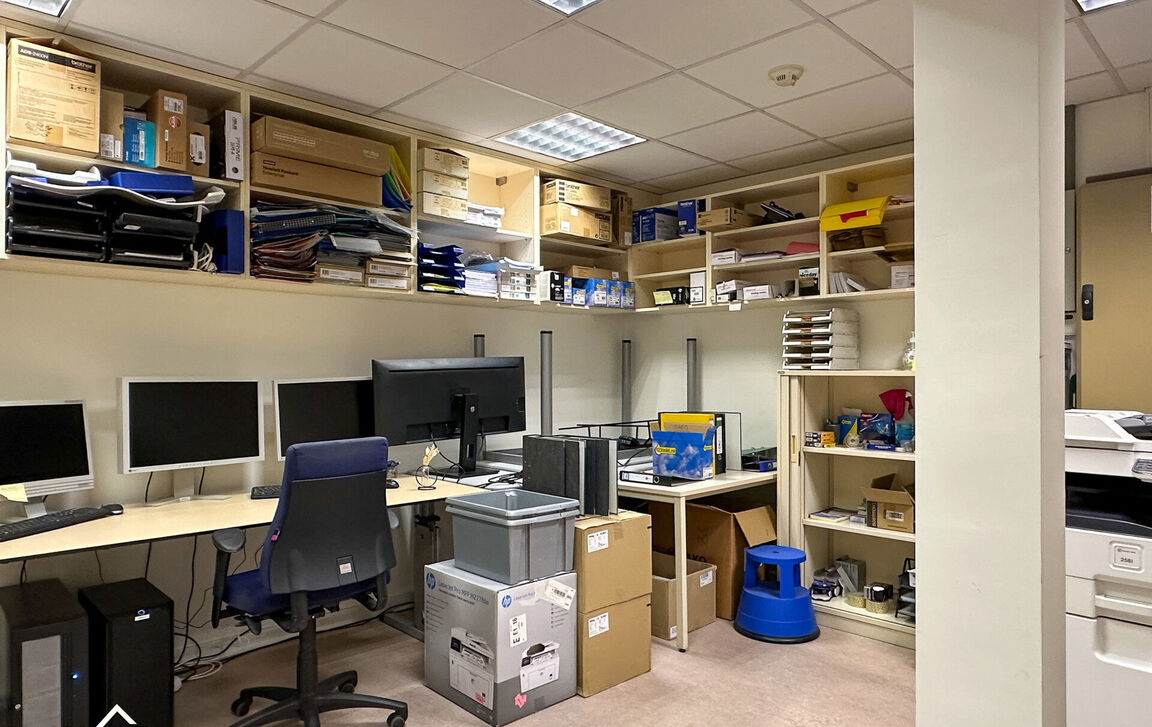 Kantoor te koop in Ninove