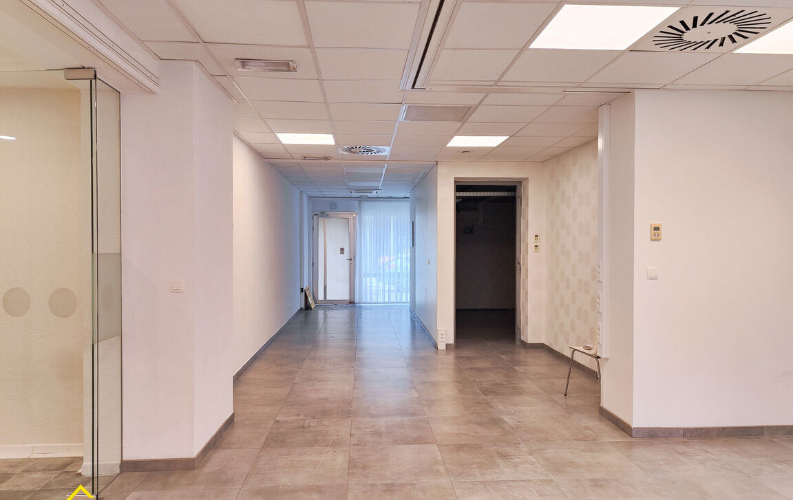 Kantoorgebouw te huur in Herdersem