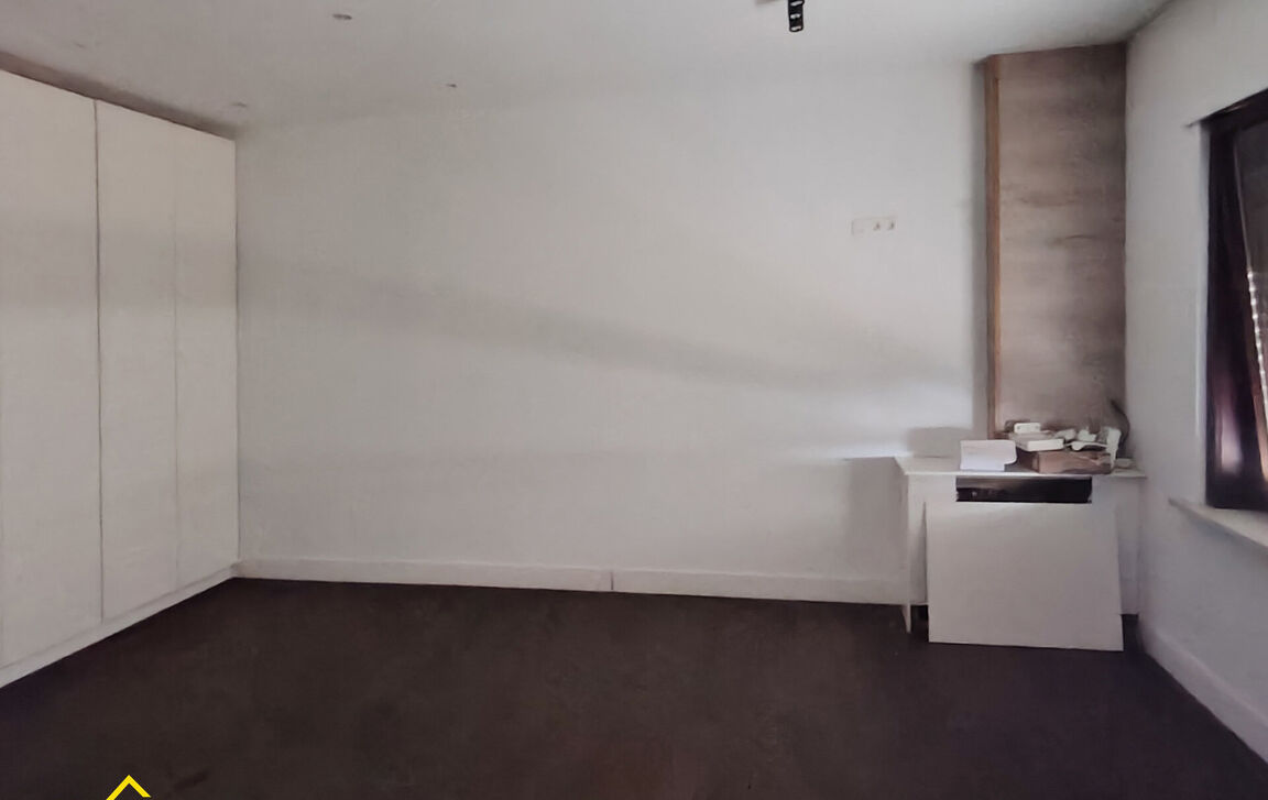 Kantoren & magazijn te huur in Moorsel