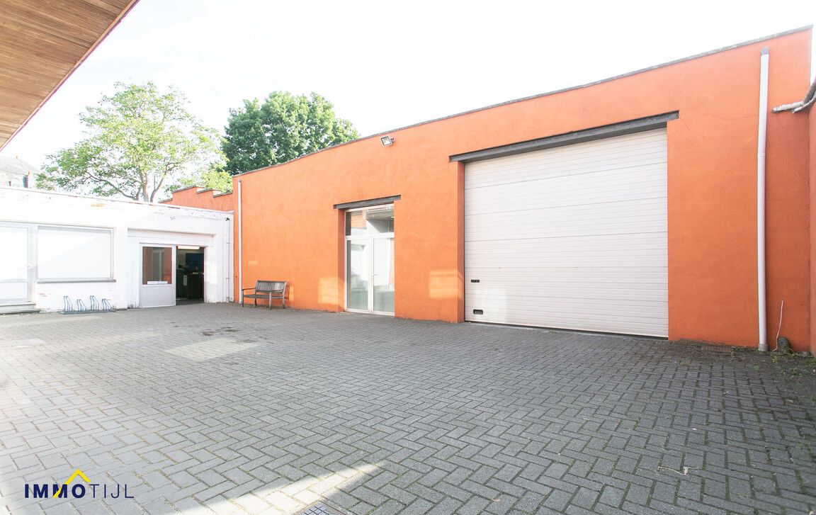 Kantoren & magazijn te koop in Dendermonde