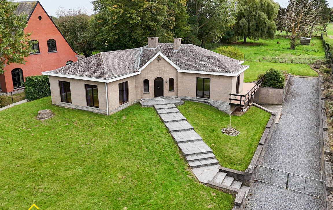 Villa te koop in Baardegem