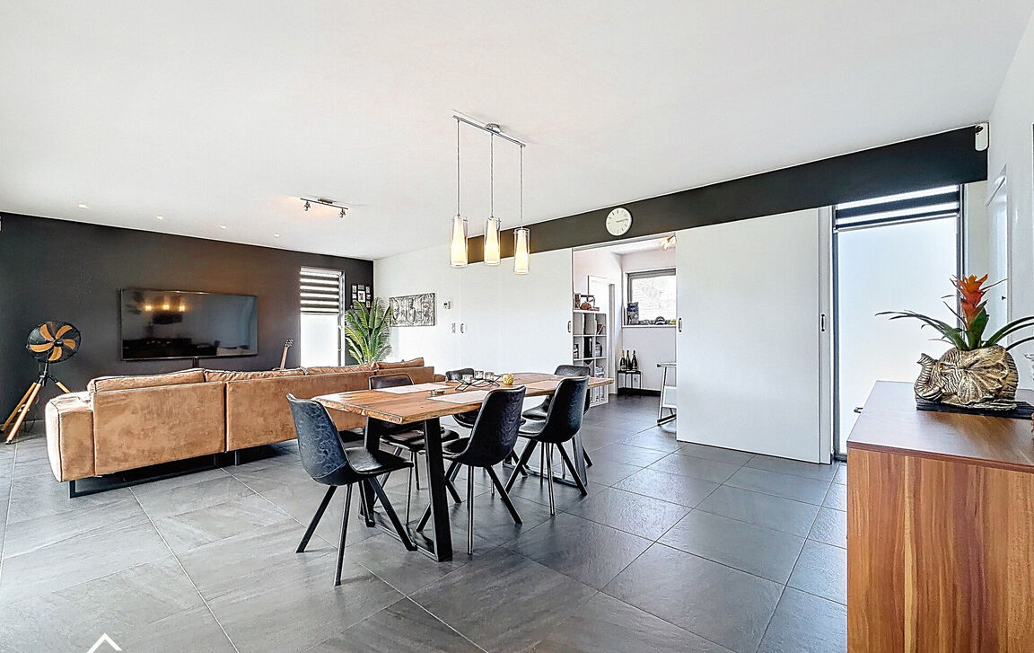 Villa te koop in Bever