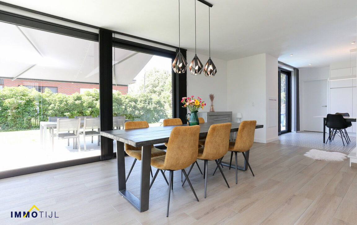 Villa te koop in Buggenhout