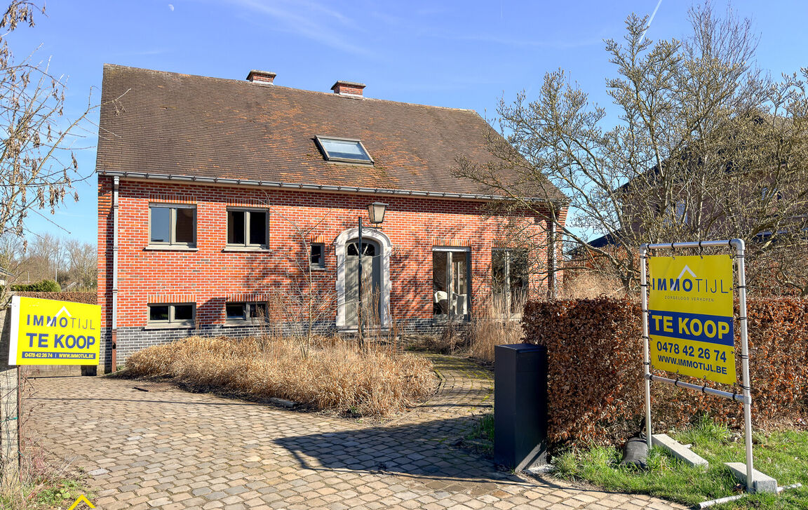 Villa te koop in Denderleeuw