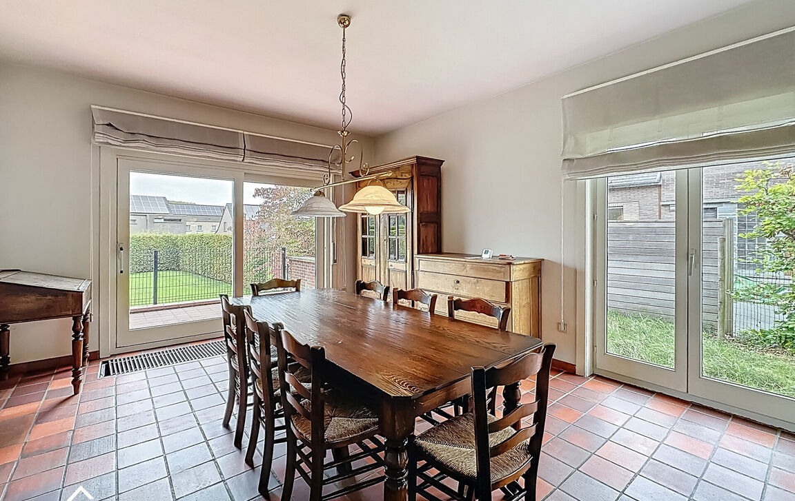 Villa te koop in Denderleeuw