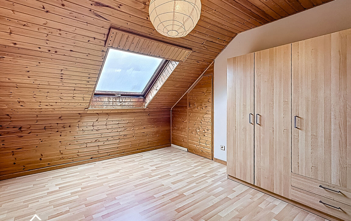 Villa te koop in Denderleeuw