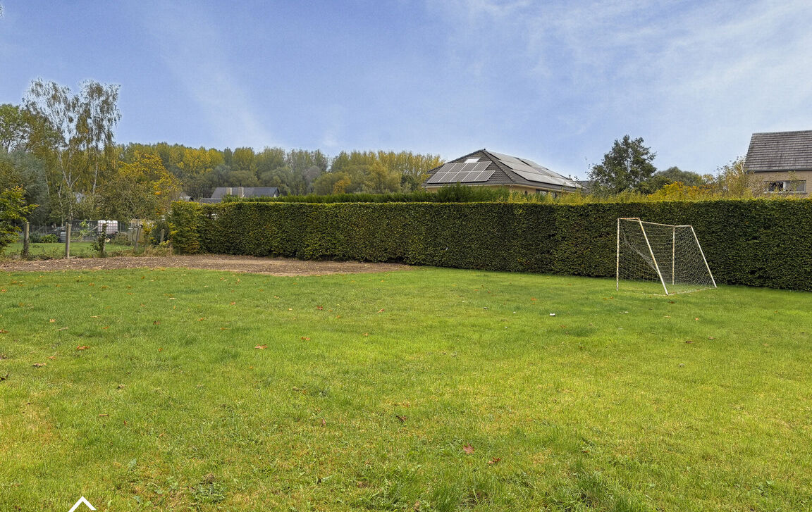 Villa te koop in Denderleeuw