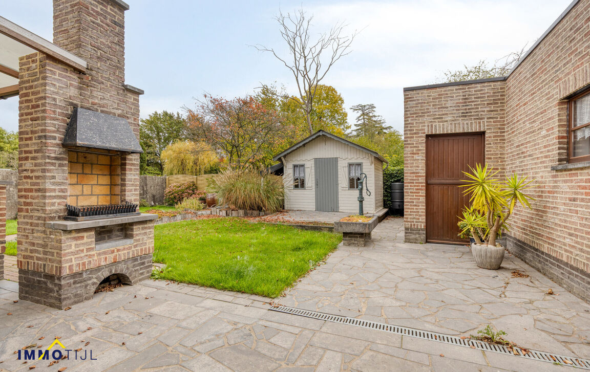 Villa te koop in Erembodegem