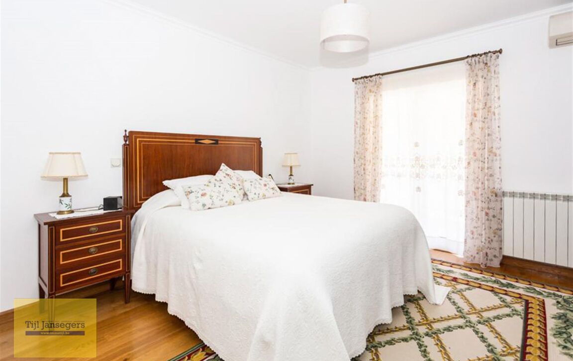 Villa te koop in Leiria