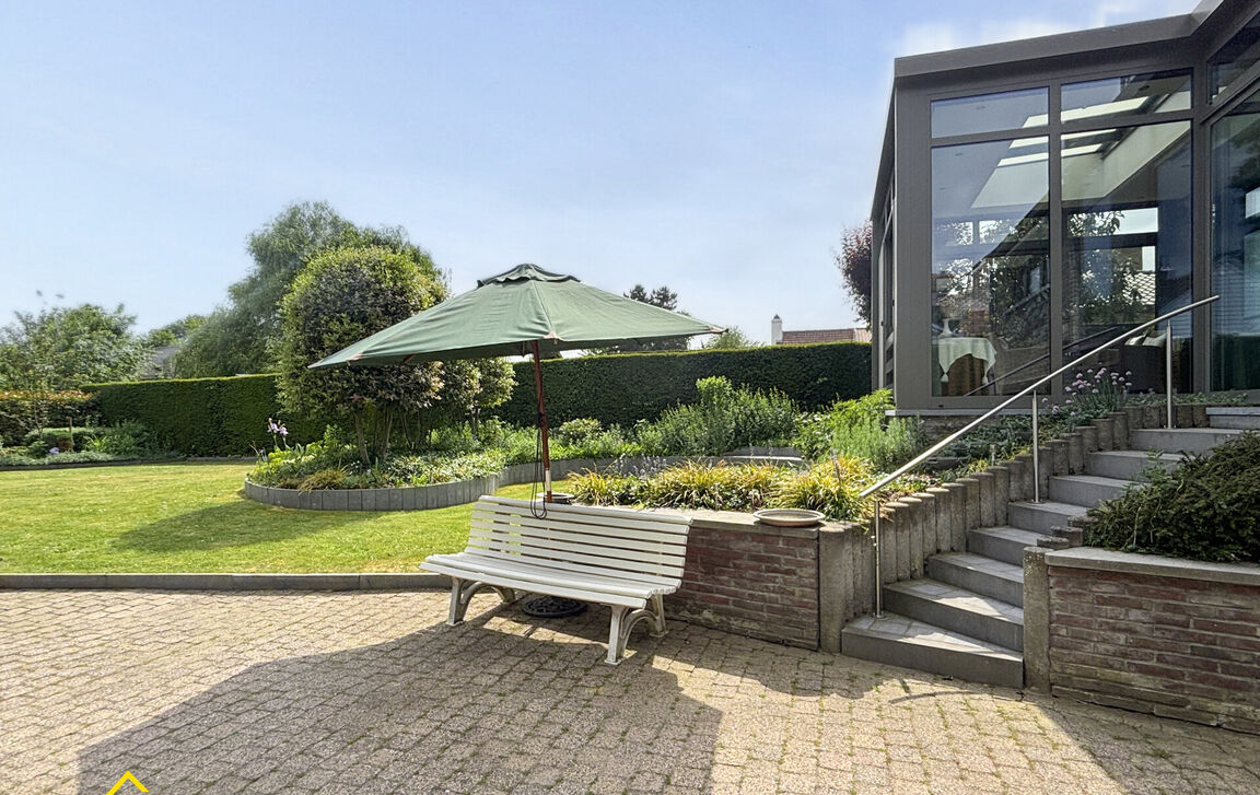 Villa te koop in Wichelen