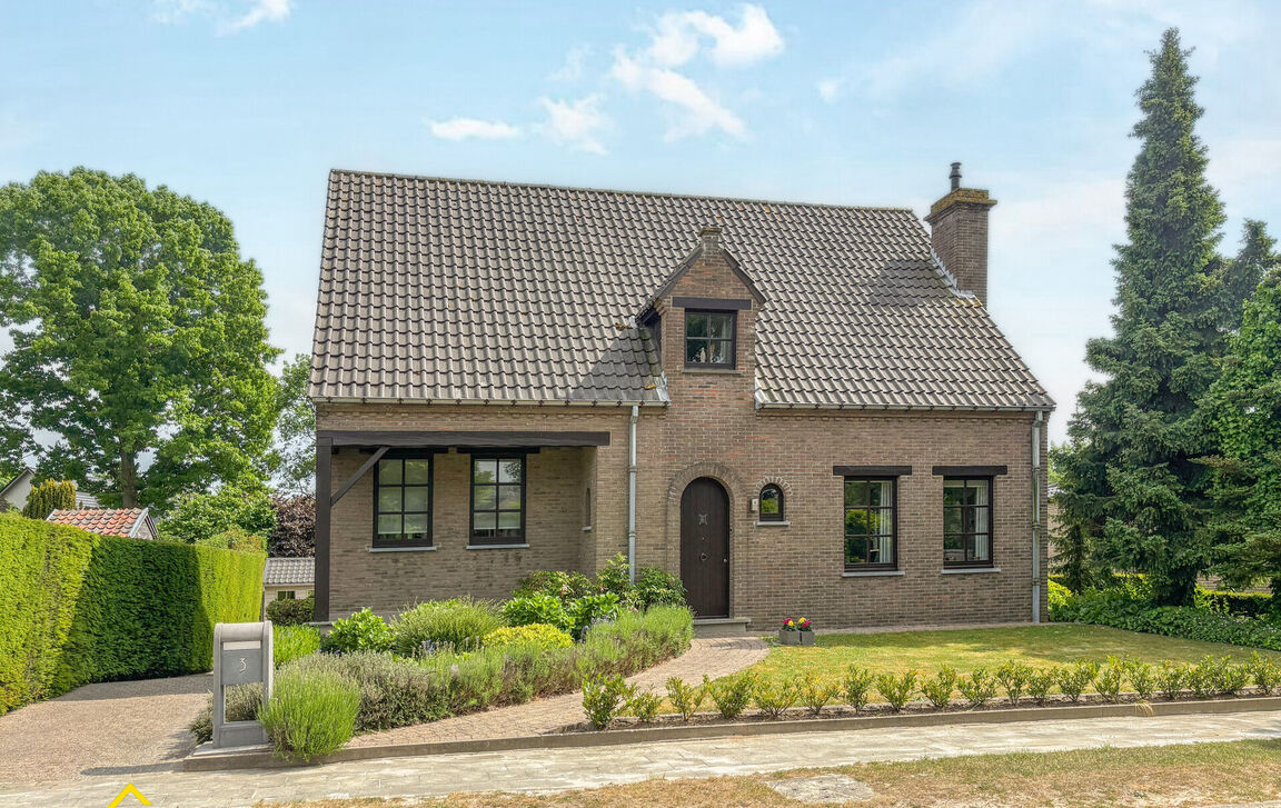 Villa te koop in Wichelen