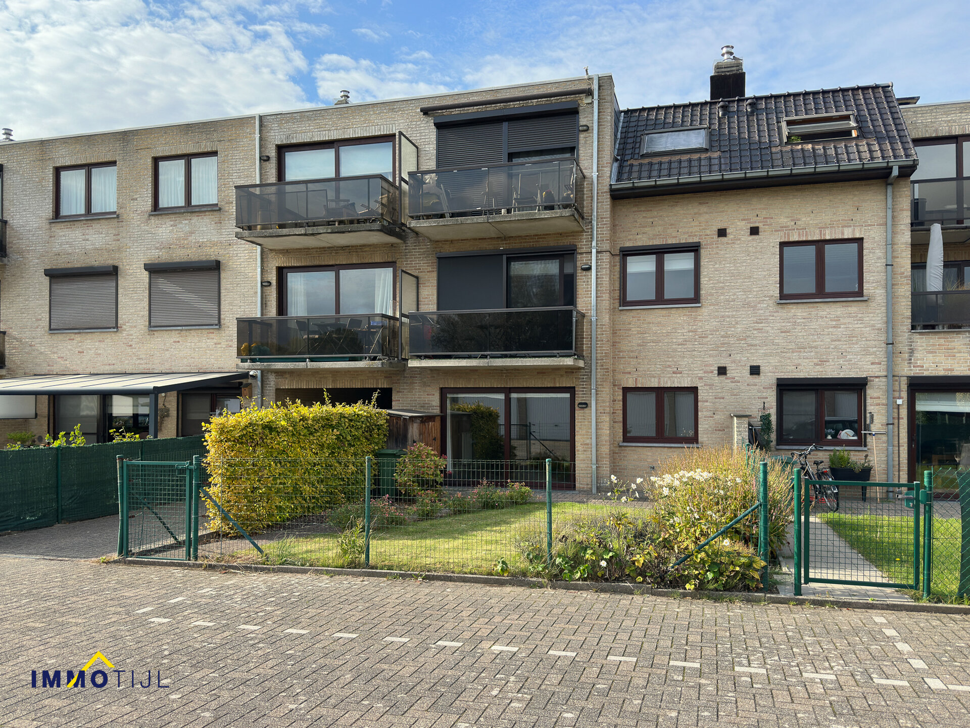 Gelijkvloerse verd. + tuin te koop in Lebbeke