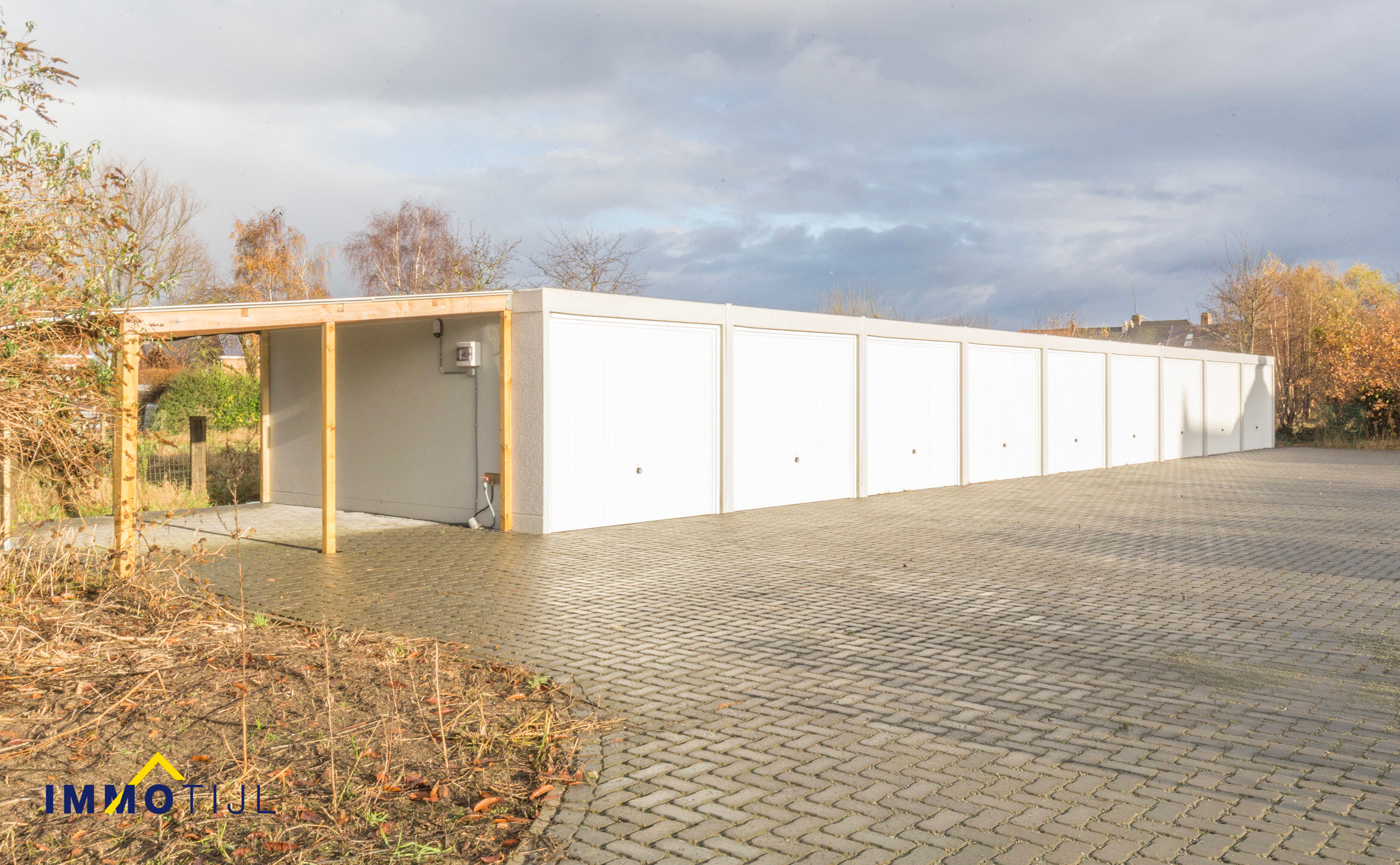 Gesloten garagebox te huur in Dendermonde