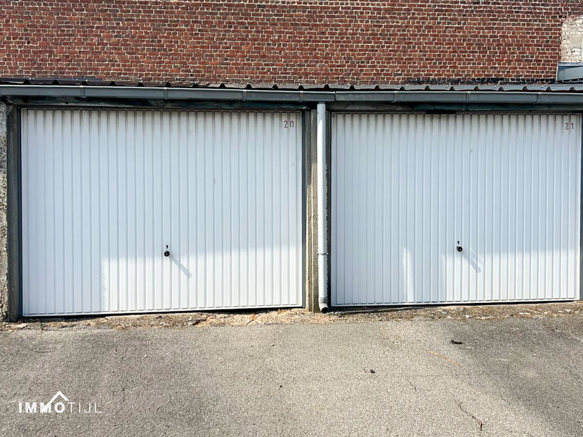 Gesloten garagebox te koop in Aalst