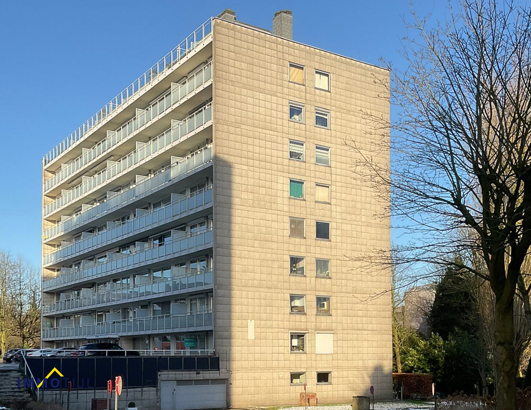 Gesloten garagebox te koop in Asse