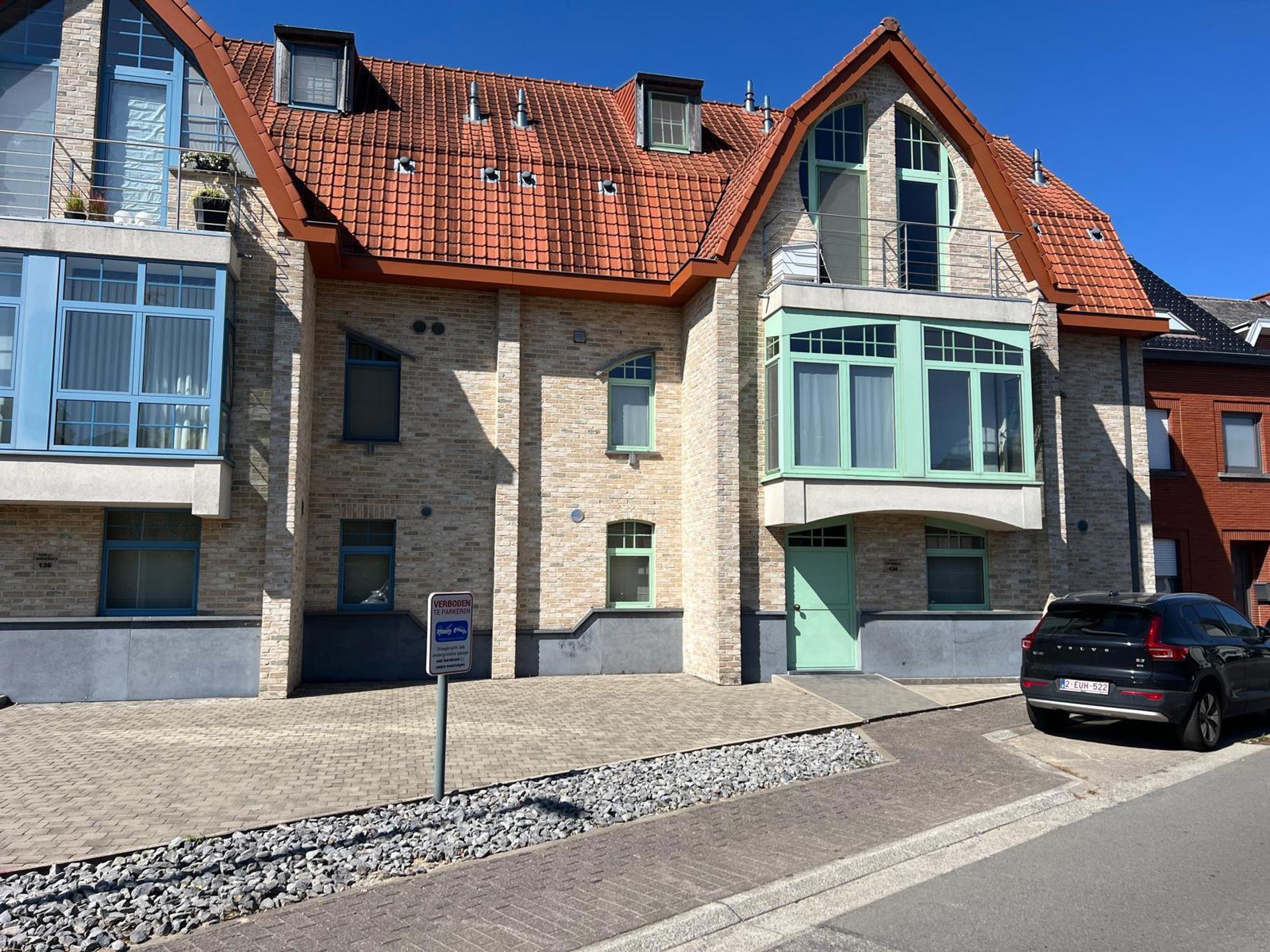 Gesloten garagebox te koop in Erpe-Mere