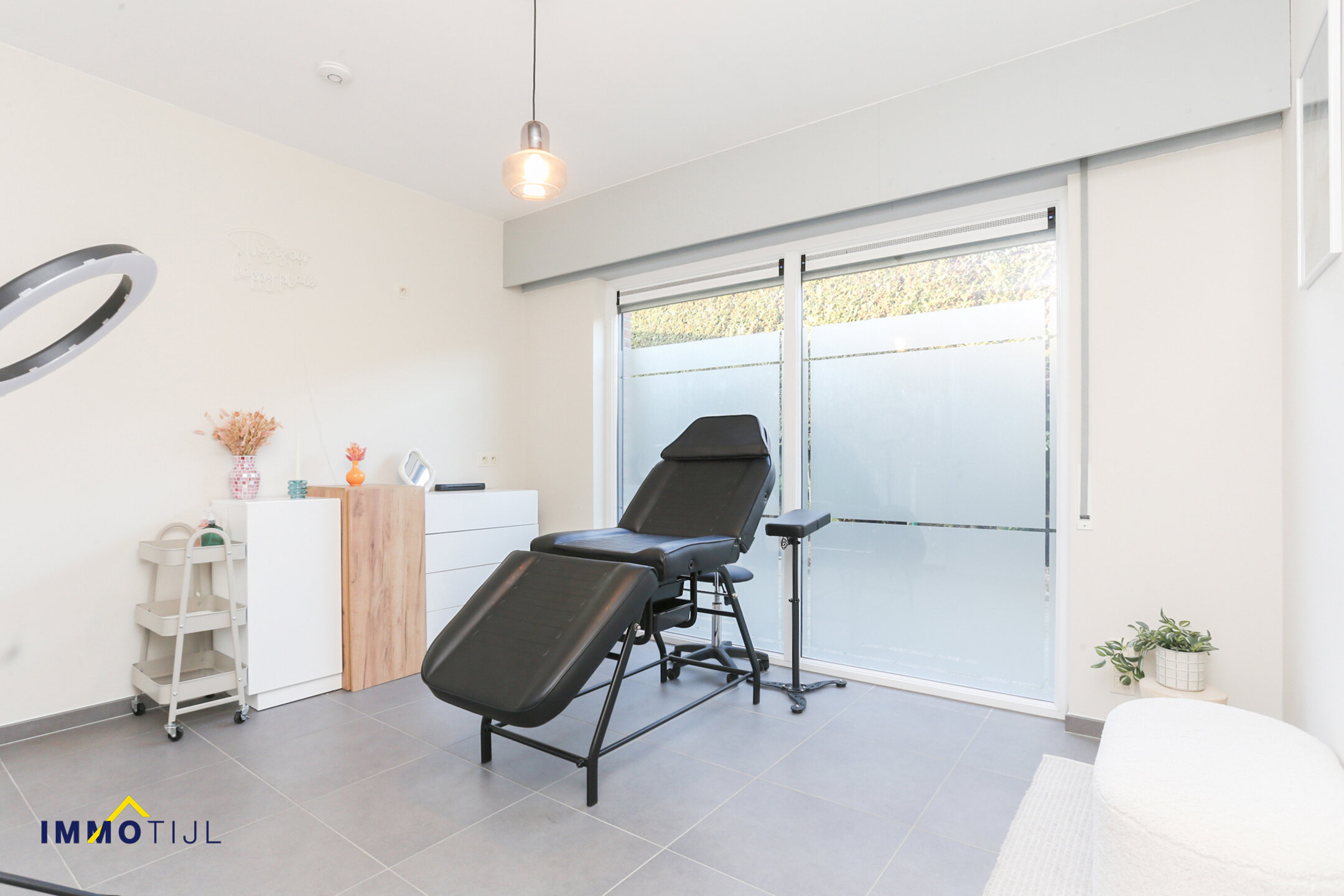 Individuele handelszaak te huur in Buggenhout