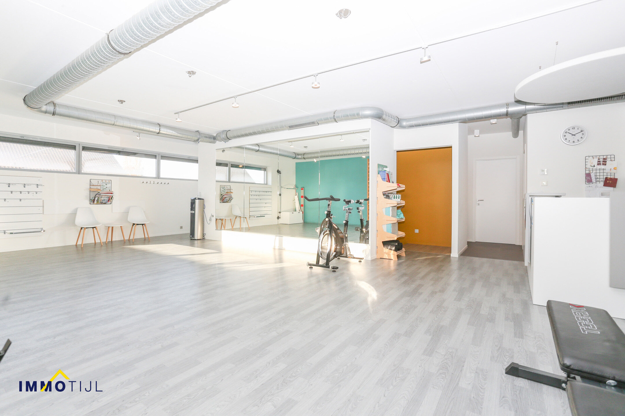 Individuele handelszaak te huur in Hamme